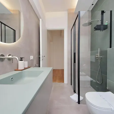 Clarino - Modern & Bright With Balcony * Rome
