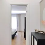 Clarino - Modern & Bright With Balcony Apartment Rome