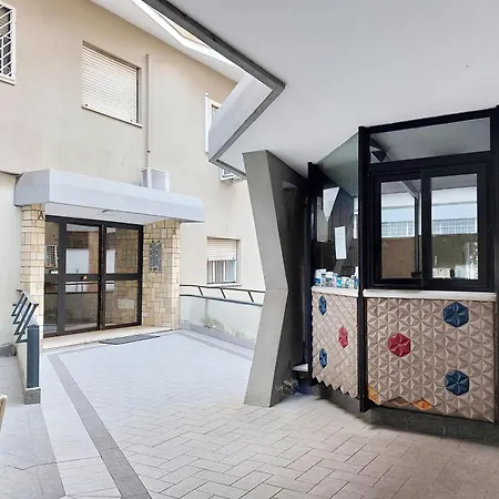 Clarino - Modern & Bright With Balcony 아파트 로마
